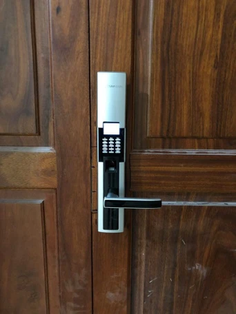 Lắp đặt khóa vân tay quận Cầu Giấy - Hà Nội Lắp đặt khóa vân tay quận Cầu Giấy - Hà Nội