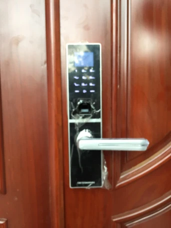 Hình ảnh lắp thực tế khóa Dessmann G800FP và G800FPC