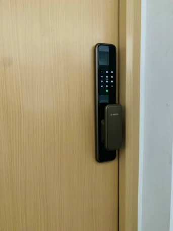 Khóa vân tay Bosch EL600 bản Wifi 2021 Khóa vân tay Bosch EL600 bản Wifi 2021