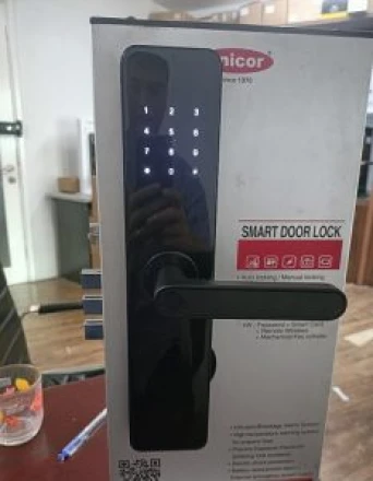 Kinh nghiệm chọn mua khóa cửa vân tay cho căn hộ chung cư