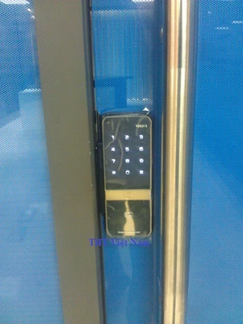 Lắp khóa Tòa nhà Hoàng Huy 183 Bà Triệu