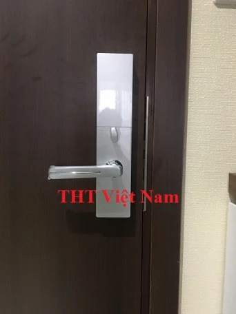 Lắp khóa vân tay Dessmann CC Northem Diamond