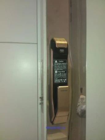 Lắp khóa vân tay Samsung tại Nha Trang - Khánh Hòa