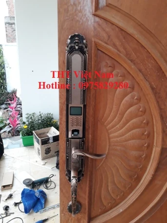 Mẫu khóa dành cho cửa đại sảnh biệt thự villa