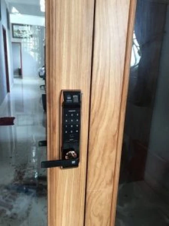 Nên dùng khóa cửa vân tay của hãng nào tốt nhất?