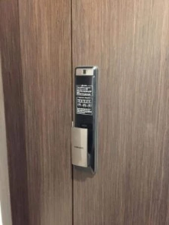 Nên dùng khóa cửa vân tay của hãng nào tốt nhất?